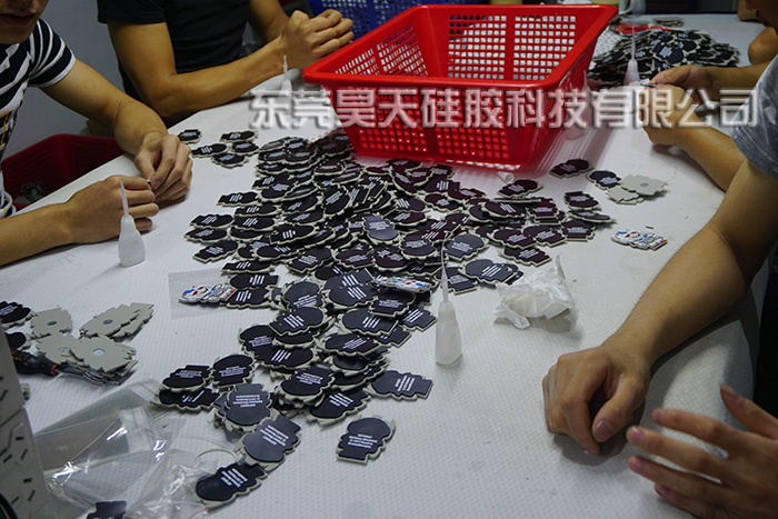 硅膠禮品_硅膠套廠(chǎng)家